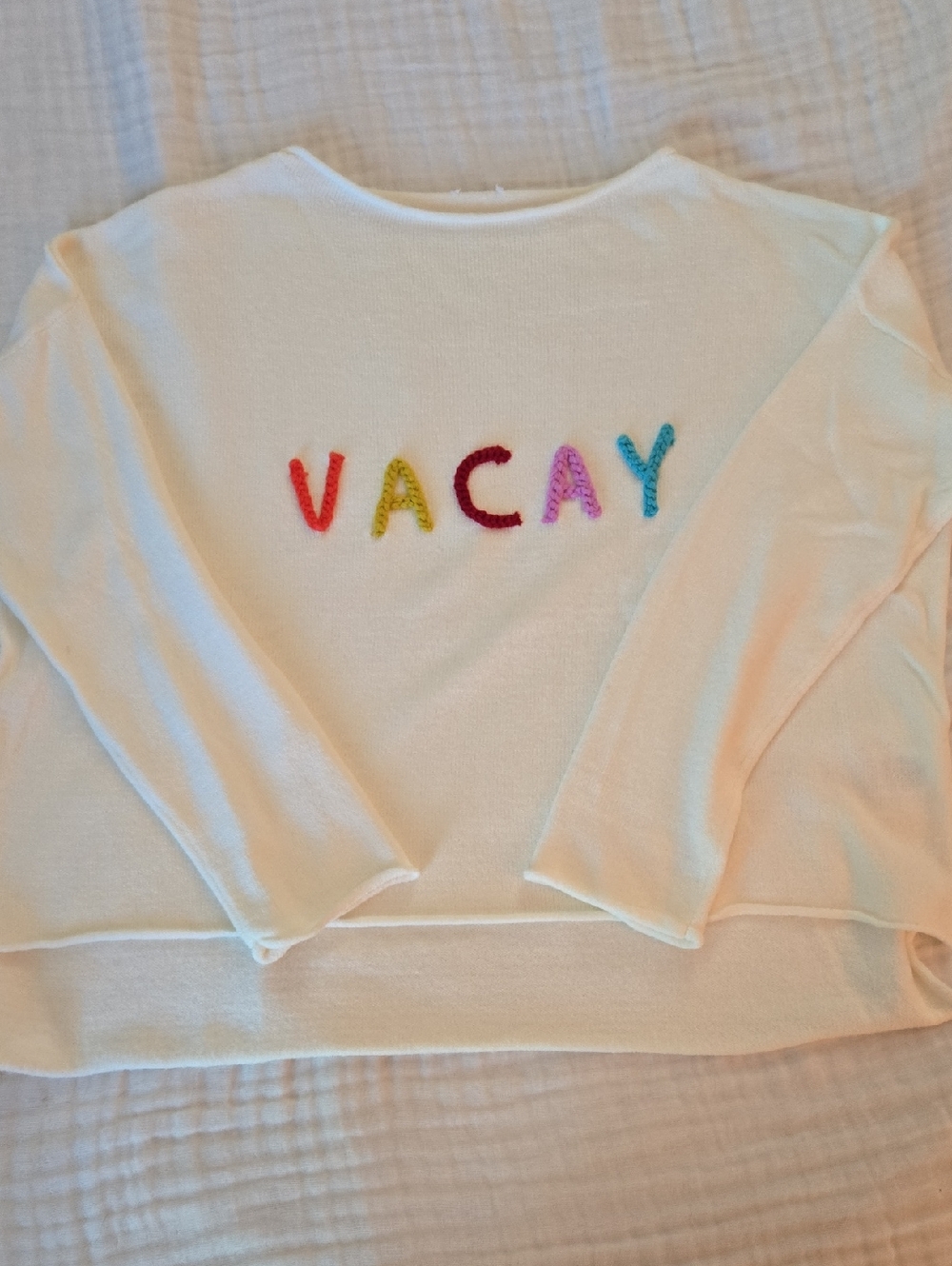 Cream 'VACAY' Embroidered Pullover